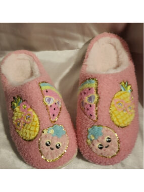 Women's Pink Fruit Print Fuzzy Slippers size 7/8